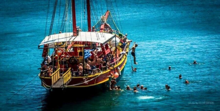 Black Rose Pirate Boat: 5-Hour Trip from Heraklion - Toilets, showers, and the stuff you actually need to pack