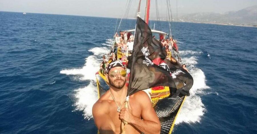 Black Rose Pirate Boat: 5-Hour Trip from Heraklion - Getting to the port in Hersonissos: pickups, timing, and simple logistics