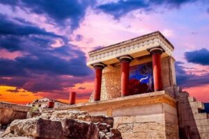 Chania - Knossos Palace Guided Tour - The coach day from Chania: how to make the long ride feel shorter