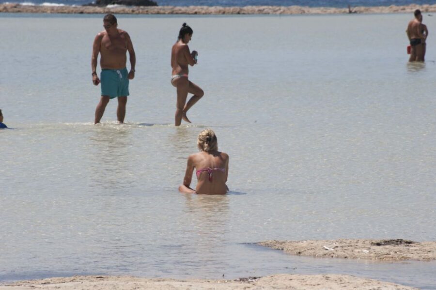 Crete: Balos and Gramvousa Cruise - Getting There: Air-Conditioned Bus, Quick Breaks, and Real Timing