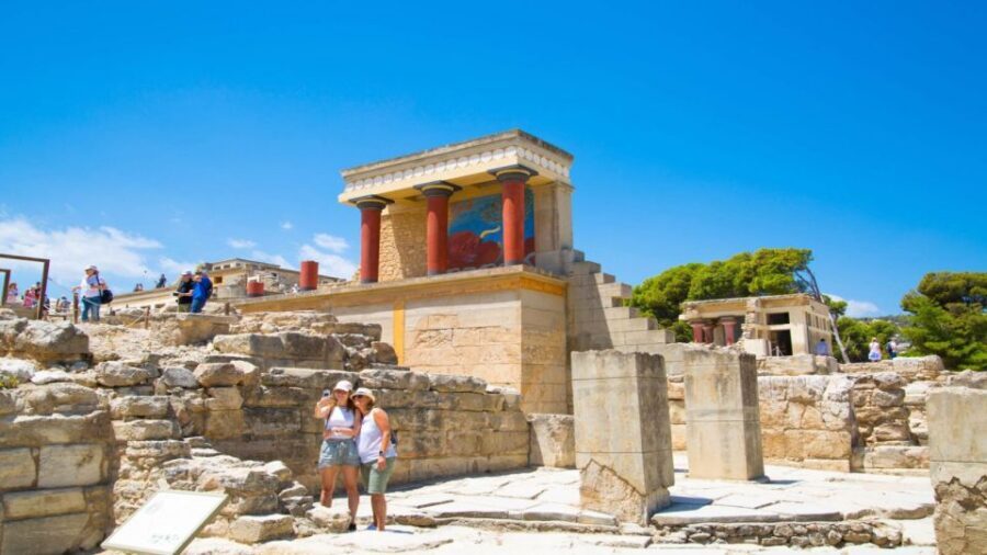 Crete: Knossos E-Ticket with Audio Guide & Optional Museum - Timing Your Day: 08:00 or 10:00 Knossos, Then Museum at 13:00 or 17:00