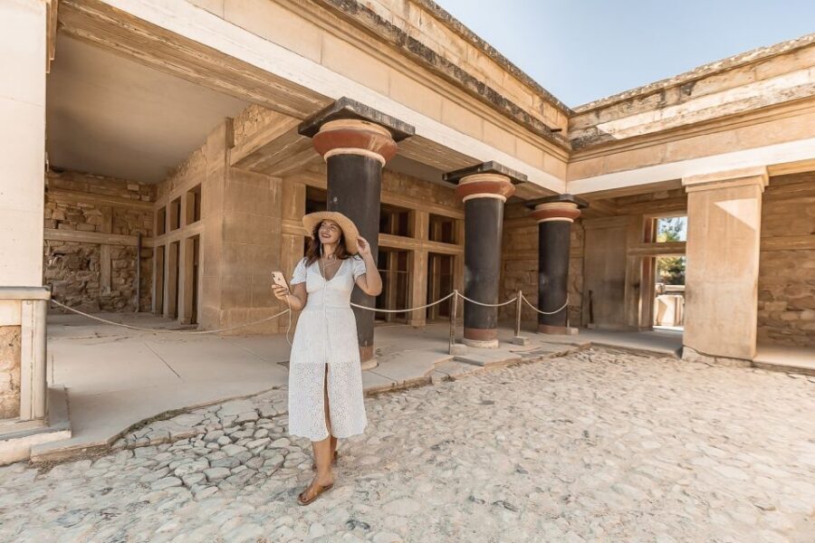 Crete: Knossos Palace and Museum E-Tickets with Audio Guides - Timing that works: 08:00 or 10:00 starts and museum entry at 13:00/17:00