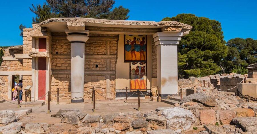 Crete: Knossos Palace Entry Ticket with Optional Audio Guide - Heraklion Audio Tour Add-On: Use It Before or After Knossos