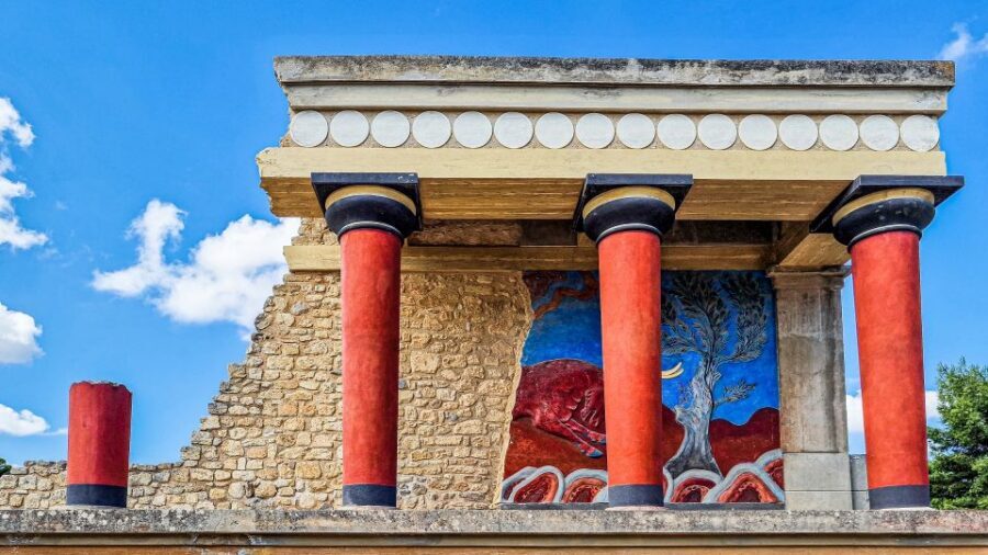 Crete: Knossos Palace, Heraklion City, Market Guided Tour - Knossos Palace: where your guide turns stones into a story