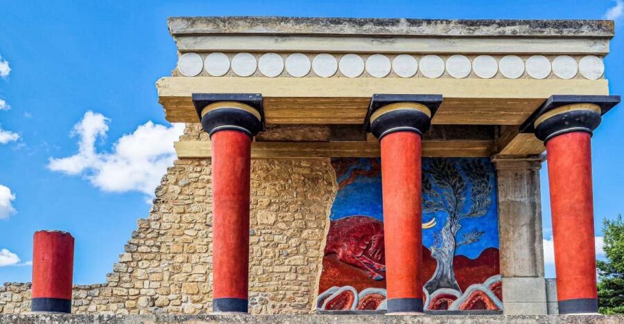 Crete: Knossos Palace, Heraklion City, Market Guided Tour - Heraklion city time: old center walks, market browsing, and Harbor views