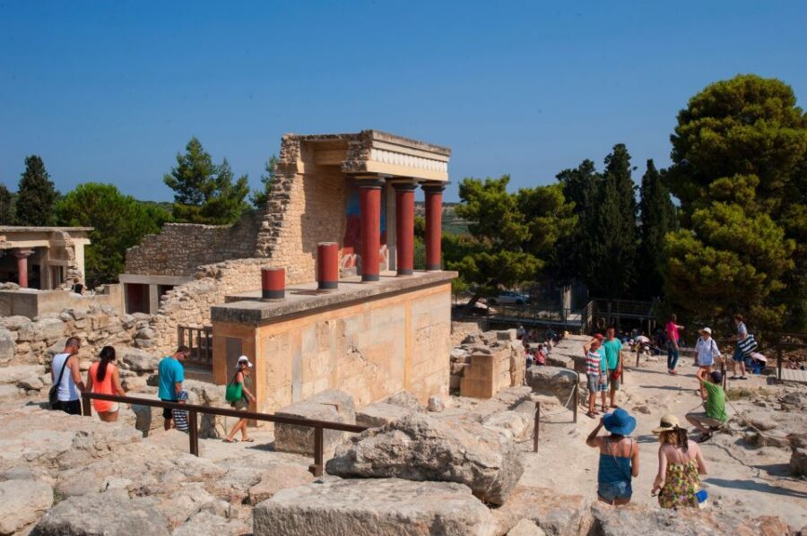 Crete: Knossos Palace, Heraklion City, Market Guided Tour - How to pack so the day feels easier