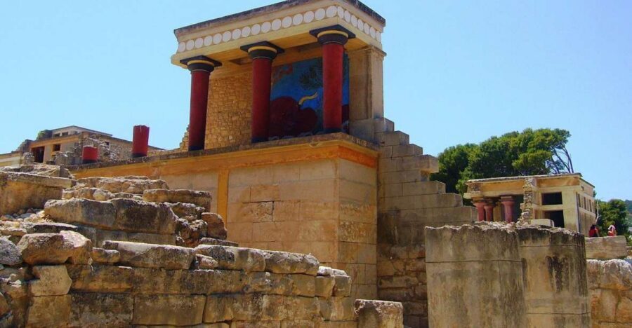 Crete: Knossos Palace & Heraklion Guided Tour - From your hotel to Knossos: the real value is the ride