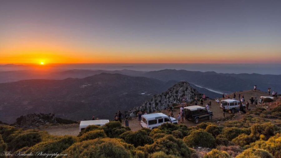 Crete: Land Rover Safari with Sunset Viewing, Dinner, & Wine - The Sunset View with Prosecco and Fruit: How to Get Your Best Photos