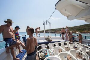 Crete: Spinalonga, Elounda, & Agios Nikolaos Boat Tour & BBQ - Getting from Heraklion to Elounda without losing your day