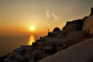 Day Tour to Santorini Island from Heraklion Crete - The 2-hour catamaran ride: sea views and a comfort hack