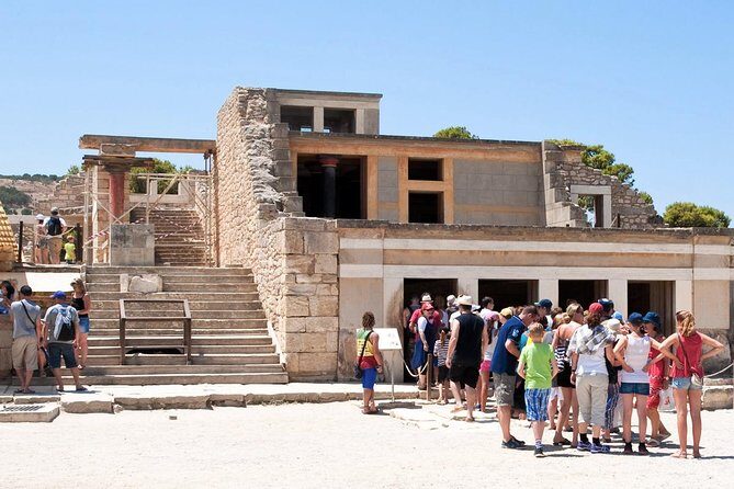E-Ticket & Audio Tour for Knossos Palace: Unlock Minoan Majesty - Practical Day-Of Tips for a Smooth Knossos Visit