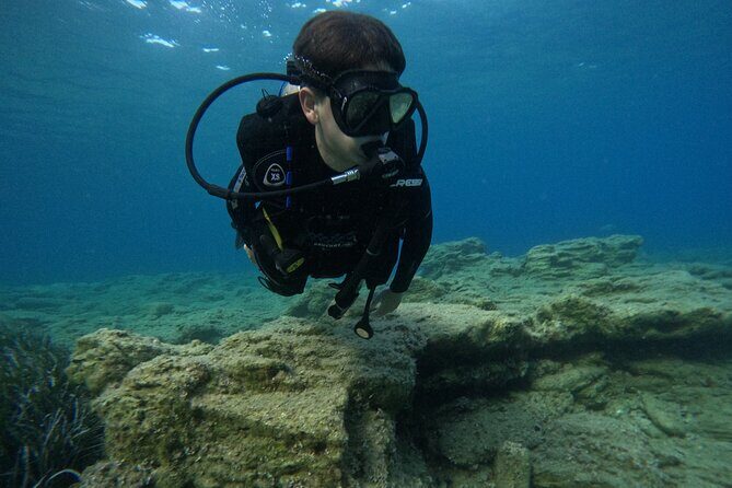 Experience Scuba Diving in Heraklion Crete - Shallow-water training: breathing, buoyancy, and equalizing