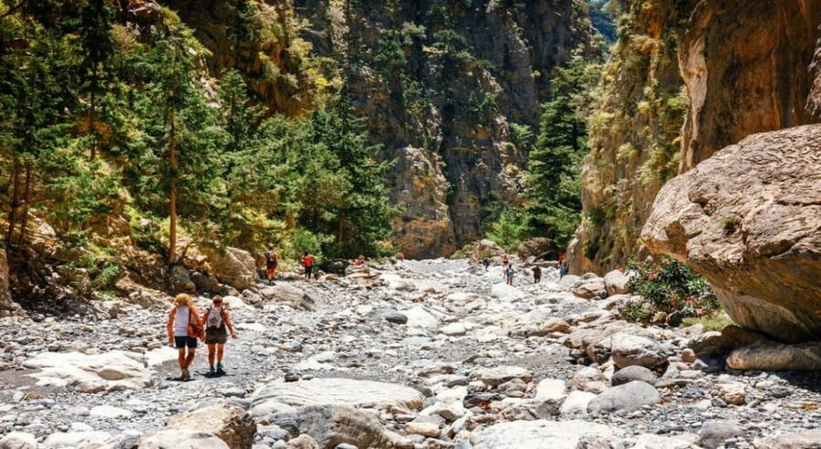 From Chania/Rethymno: Samaria Gorge Easy Way - Samariá Gorge Easy Way: the real meaning of easy