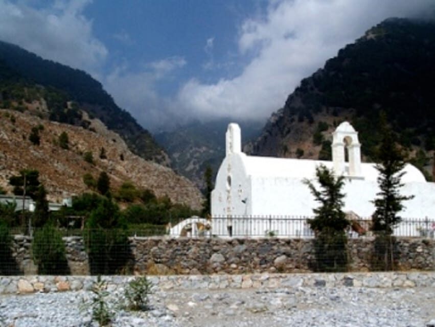 From Chania/Rethymno: Samaria Gorge Easy Way - Your best-fit traveler: who will love this day, and who might not