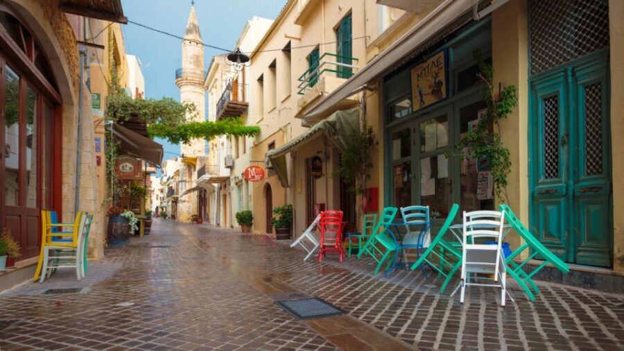 From Heraklion: Chania Town, Kournas Lake, and Rethymno Tour - Rethymno’s old town walk: why the second Venetian stop feels special