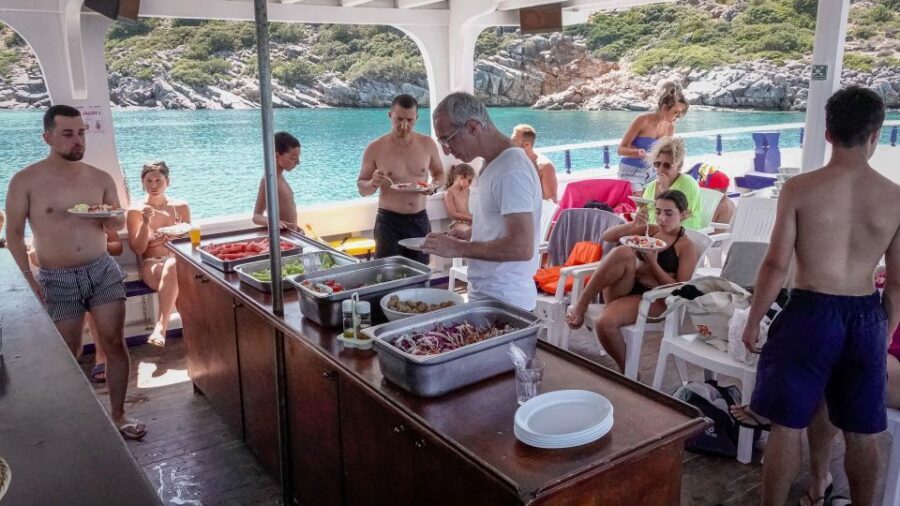 From Heraklion: Elounda, Kolokitha, and Spinalonga Boat Trip - Spinalonga Island from the water: fortress and leper-colony views