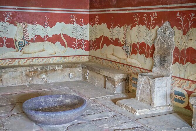 From Heraklion Private Day Tour Knossos-Lassithi Plateau - Knossos Palace: where the morning payoff comes from