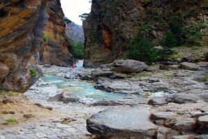 Full-Day Samaria Gorge Chania Guided Tour - From Xiloskalo to the Gorge Floor: The 16 km Descent