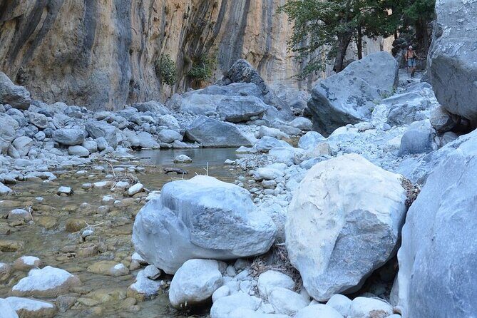 Full-Day Samaria Gorge Chania Guided Tour - Midday Pay-Off: Swim Time and Cretan Food at Kri-Kri