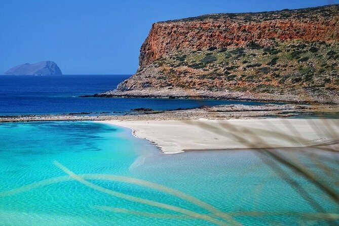 Gramvousa and Balos Tour from Chania(Boat ticket is included!) - Crowds, timing, and how to protect your beach time