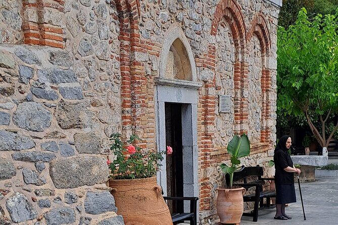 Guided Day Tour in Lasithi Plateau, Greek theme park and Villages - Omalia Olive Press: Guided Olive Mill Tour and Oil Tasting