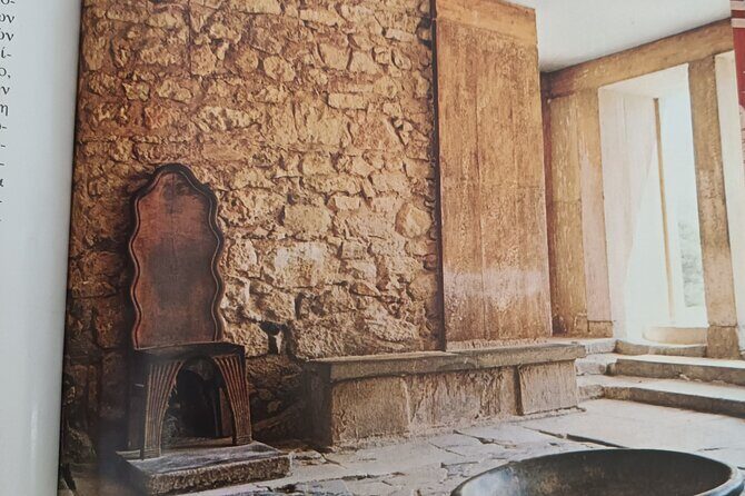 Guided Tour in Knossos Palace - Things to watch before you book
