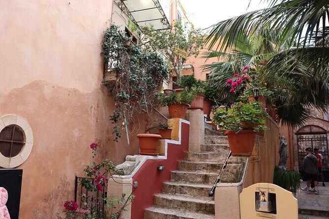 Guided Walking Tour in Chania - Skalidakis Cretan Knives: the craft street stop that makes Chania feel alive
