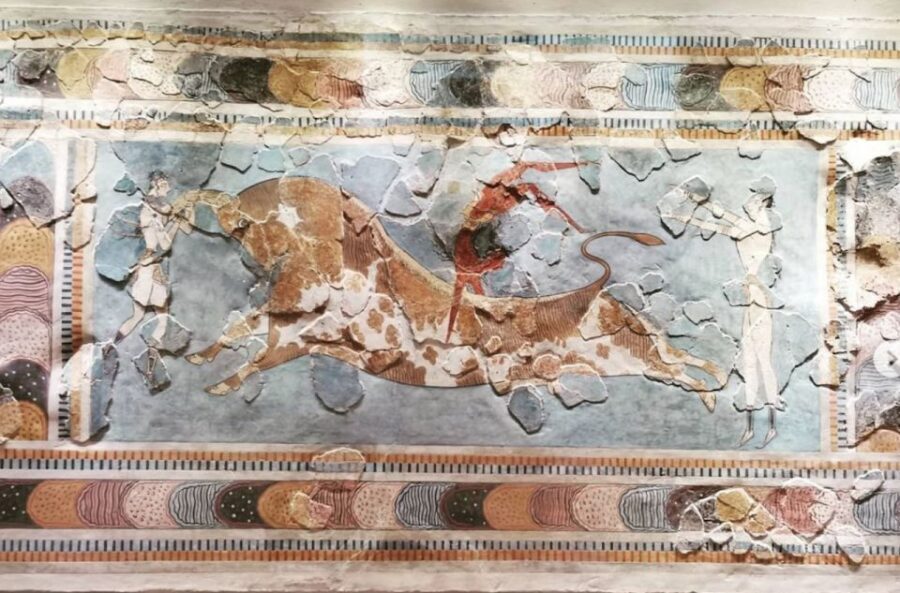 Heraklion Archaeological Museum Ticket & Audio Guide - Pre-booked e-ticket: your low-stress entry system