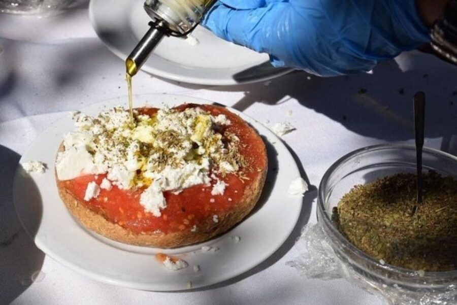Heraklion: Cretan Cooking Lesson with Lunch in Arolithos - Hands-on Cretan cooking: what you’ll actually make
