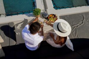 Heraklion: Dia Island Catamaran Cruise with Dinner and Wine - Boarding at Marina Café: Getting There Without Stress