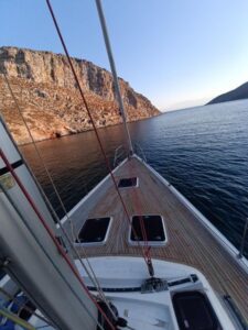 Heraklion: Dia Island Morning Sailing Trip with Snorkeling - Rocca a Mare Fortress Photo Stop: A Quick History Hit Without the Museum Time