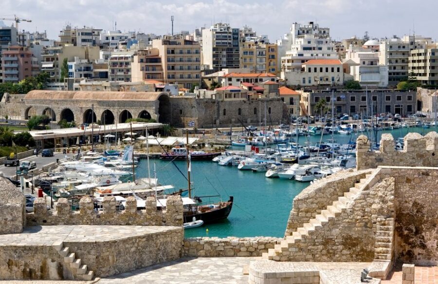Heraklion: Food Tastings Walking Tour - Key things this Heraklion tasting walk does well