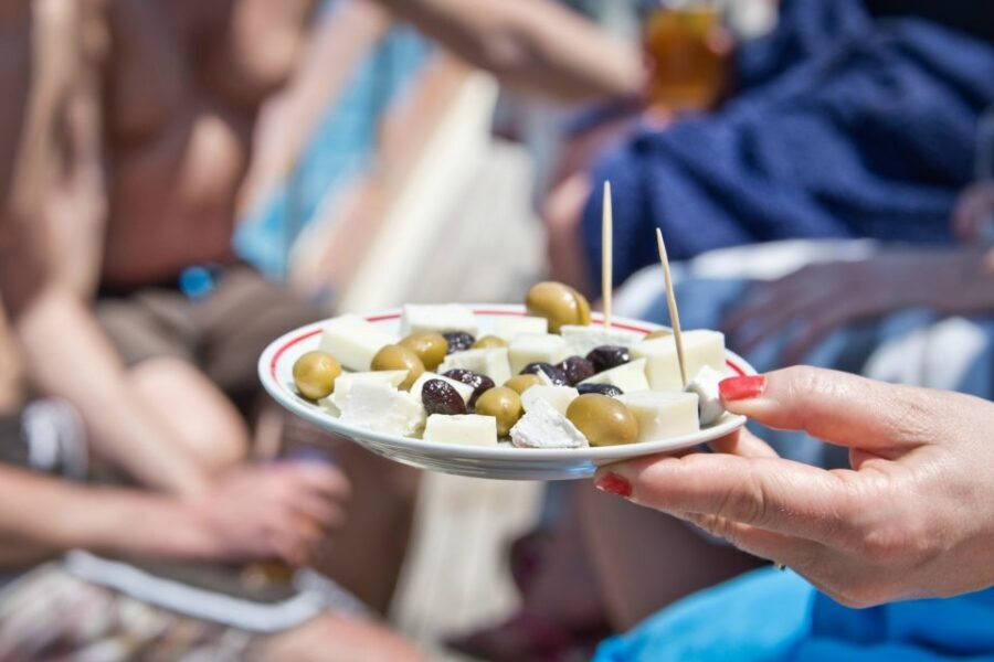 Heraklion: Food Tastings Walking Tour - Market time: olives, rusks, and the ingredients behind the meals