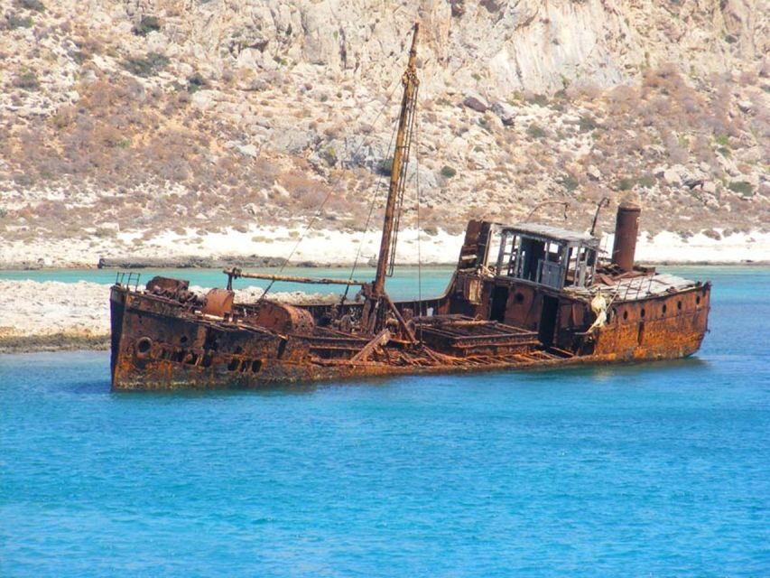 Heraklion: Gramvousa Island Day Trip & Balos Beach - Guides and narration: why good leadership matters on a long day