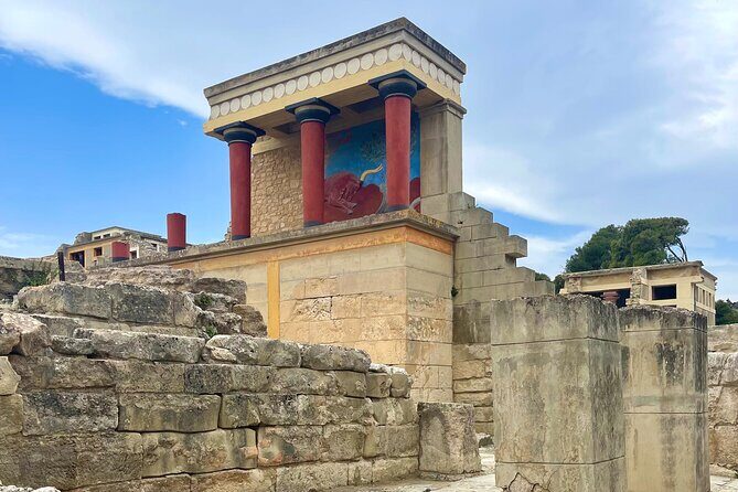 Heraklion Highlights: Knossos, Museum & Historic City Drive - A smart way to see Heraklion’s big hitters without renting a car