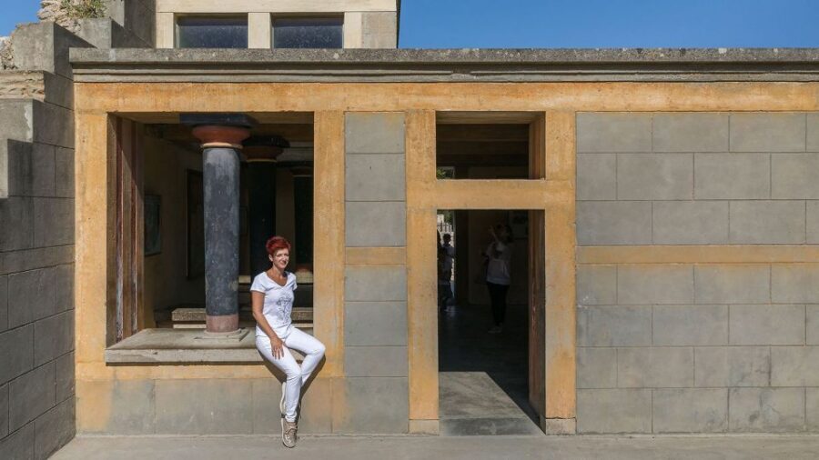 Heraklion: Knossos Private Guided Tour & Skip-the-Line Entry - Knossos Through Time: Earthquakes, Rebuilds, and a Palace That Survived