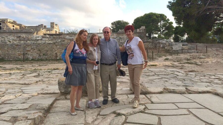 Heraklion: Knossos Private Guided Tour & Skip-the-Line Entry - Timing at Knossos: Beat the Heat and Work With the Crowd