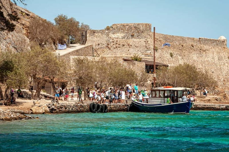 Heraklion: Spinalonga, Agios Nikolaos, & Elounda Boat Tour - Elounda and Mirabello Bay: where the day transitions