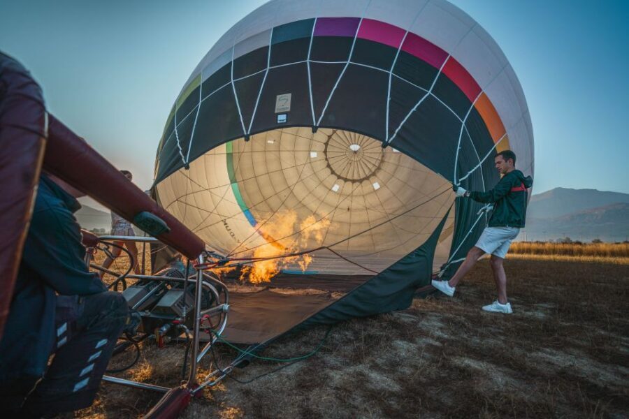 Heraklion: Sunrise Balloon Flight & Sunset Catamaran Cruise - Getting to the start points without losing time