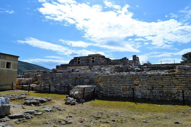 Knossos & Archaeological Museum Shared Guided Tour from Chania - The entrance fees reality check: what $108.13 doesn’t cover