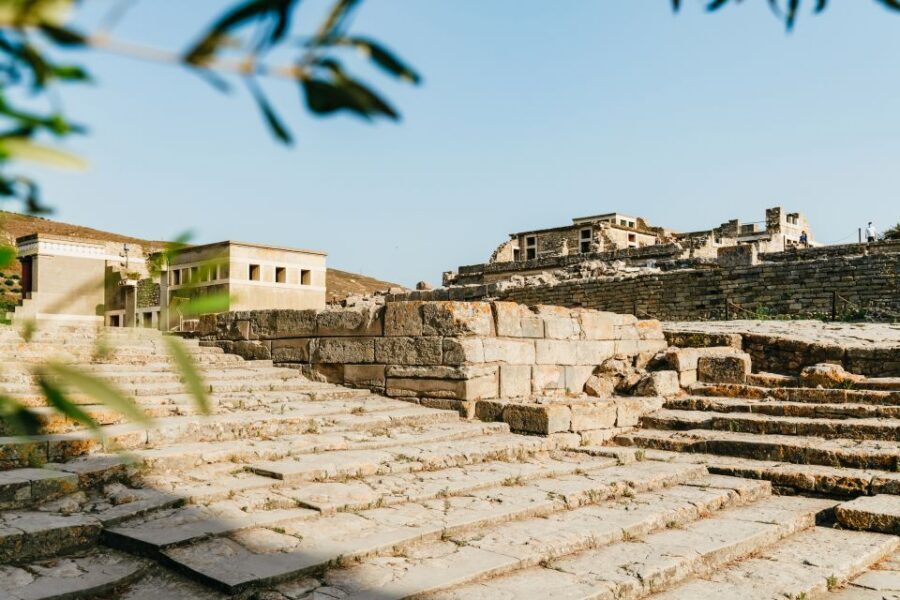 Knossos: Knossos Palace Skip-the-Line Guided Walking Tour - Knossos in 90 minutes: what you actually see