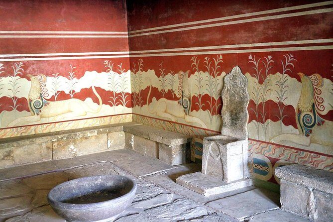 Knossos Palace guided tour - Heraklion City tour + market - Patsides Minoan Farm: the food-tasting stop that changes the mood