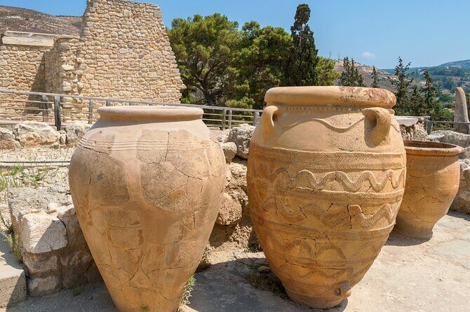 Knossos Palace & Historical Heraklion City Tour, with Old Market - Group Size: Up to 50, With Mixed Experiences on How It Feels