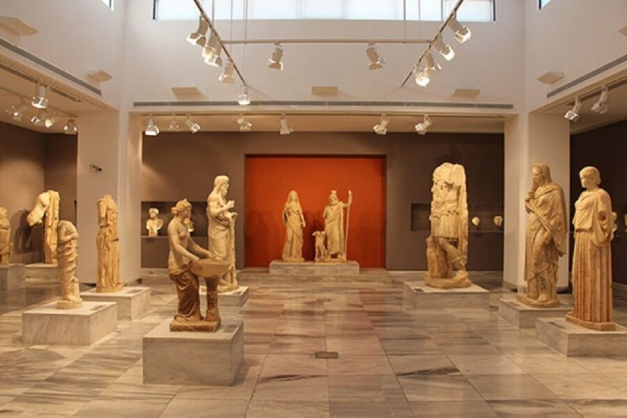 Knossos Palace, Museum & Heraklion City Tour From Chania - Key highlights to look for on this Knossos and Heraklion day