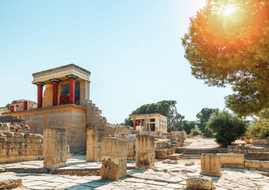 Knossos Palace, Museum & Heraklion City Tour From Chania - Palace of Knossos: where the legends meet the buildings