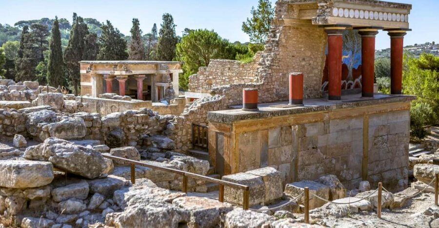 Knossos Palace Skip-the-Line Ticket & Private Guided Tour - Who This Private Knossos Tour Fits Best