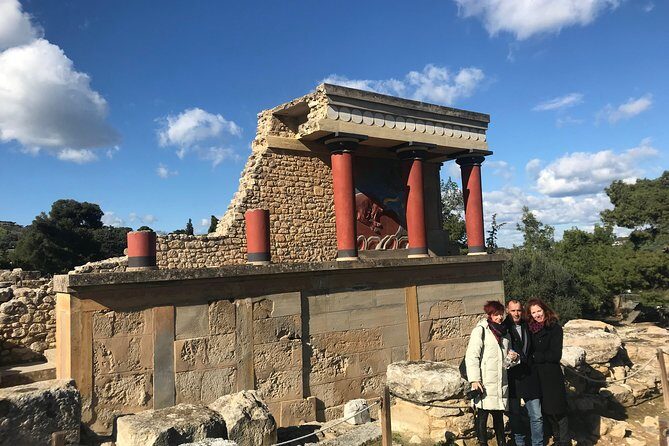 Knossos Palace Tour with Transfer & Skip-the-Line Entry Ticket - The 90-minute guided walk through the Palace of Knossos