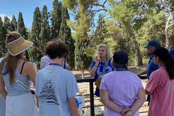 Knossos Palace Tour with Transfer & Skip-the-Line Entry Ticket - Add-on value: pair your tour with the museum and a pause for coffee