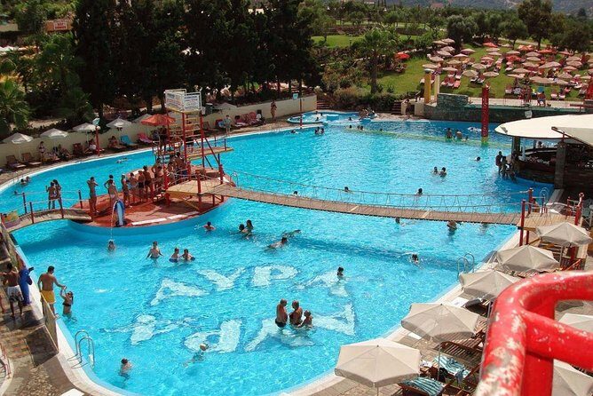 Limnoupolis Water Park All in - Group Size and Language: Comfort for Families and Non-Drivers