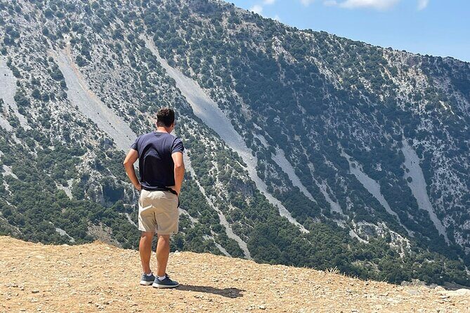 Mythical Escape: Zeus Cave & Knossos Palace with Lassithi Plateau from Heraklion - Chalavro Food Time: Local Restaurants on the Plateau Route